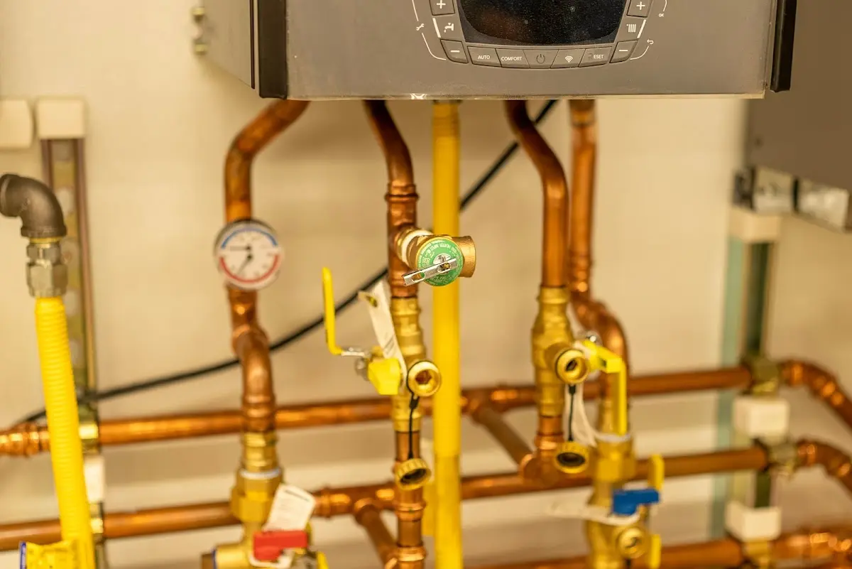 Licensed technician providing Pipe Repair for a homeowner in Glenolden